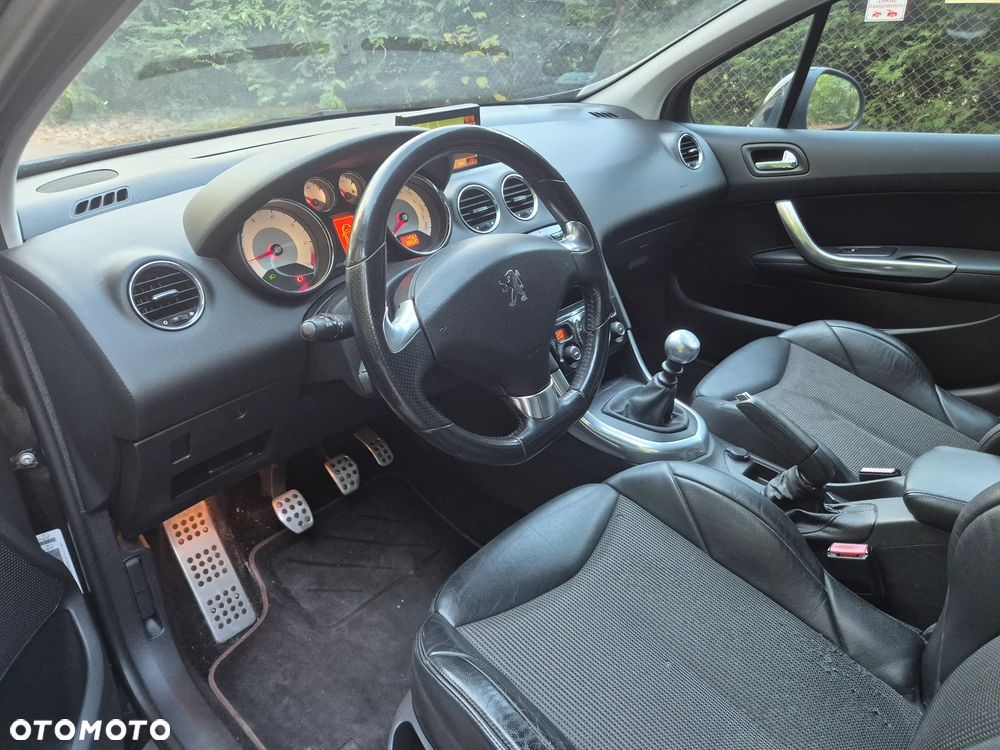 Peugeot 308 200 THP GTi - 10