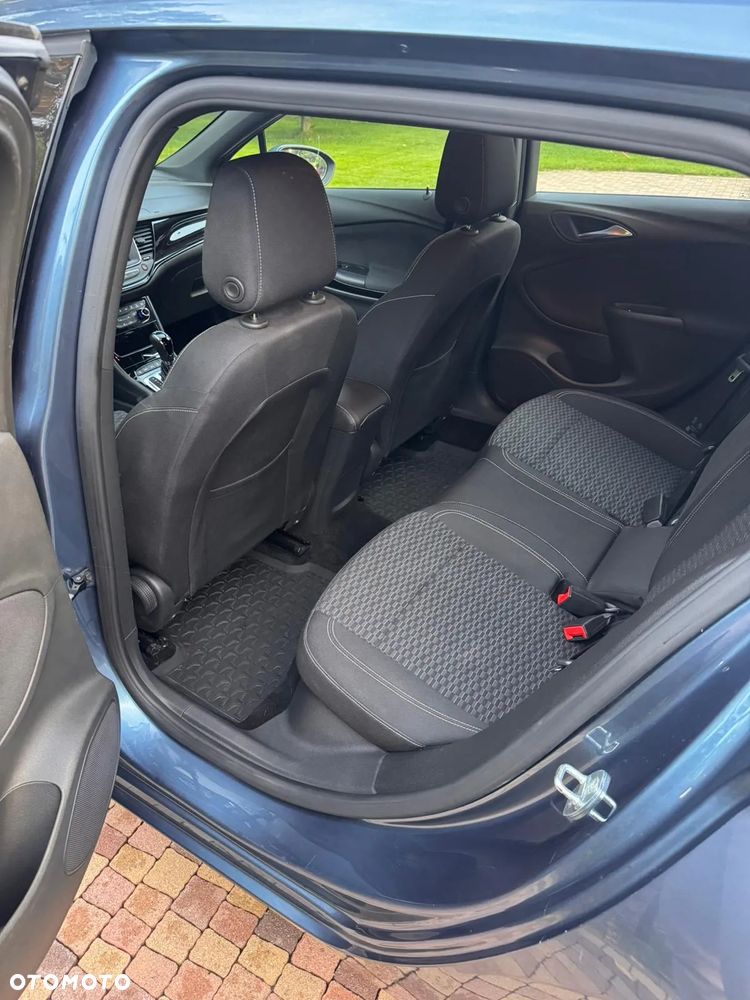 Opel Astra 1.6 Turbo Start/Stop Automatik Sports Tourer Innovation - 19