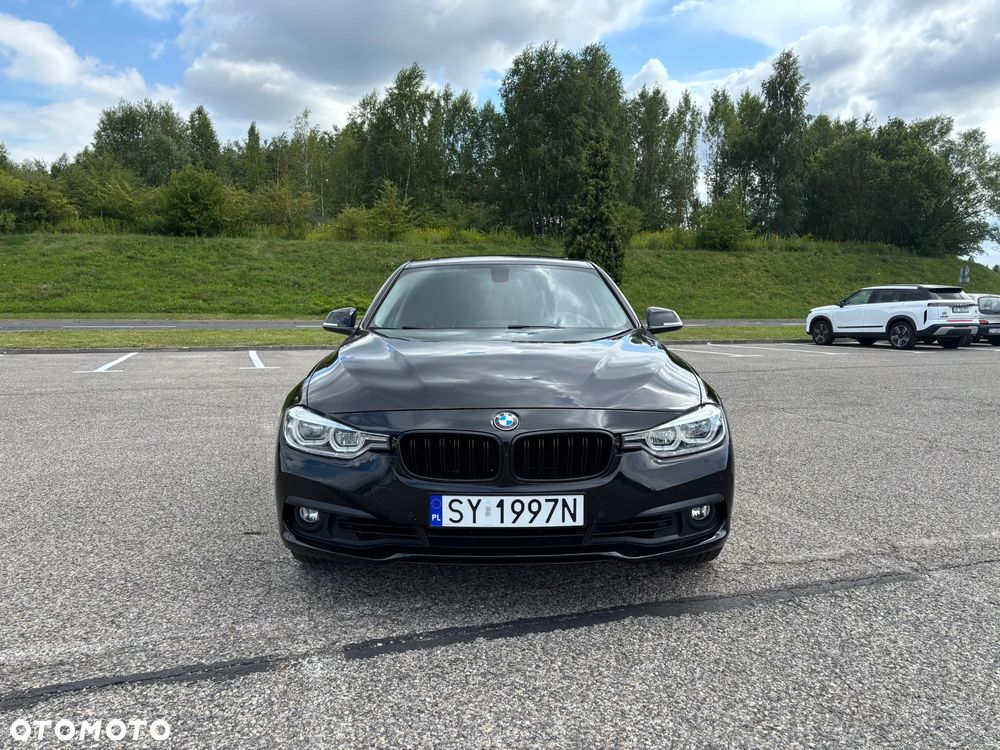 BMW Seria 3 320i - 2