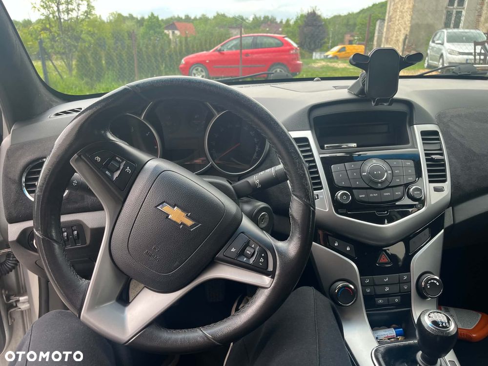 Chevrolet Cruze 2.0 D LT - 8