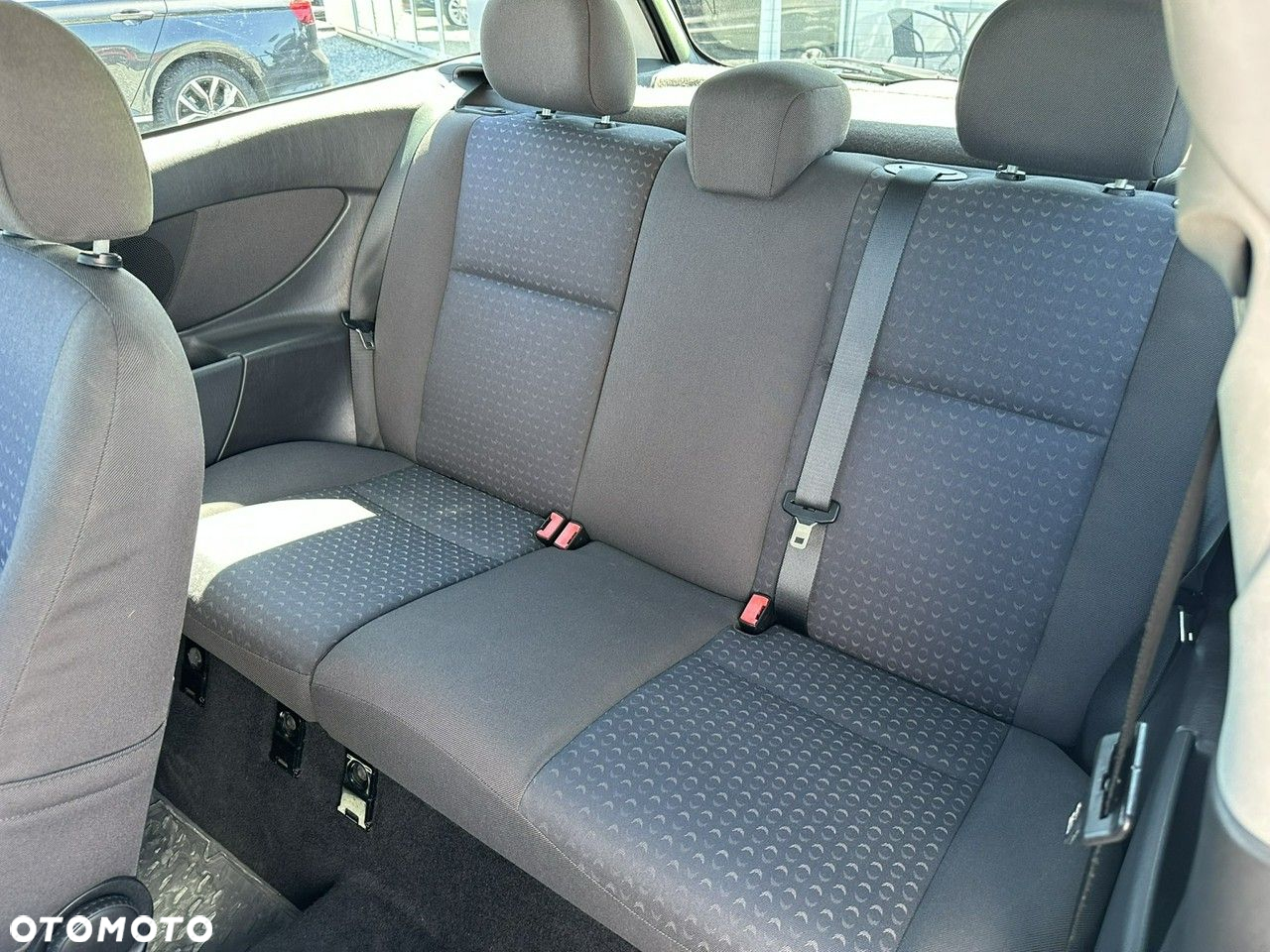 Ford Focus 1.6 X100 - 11