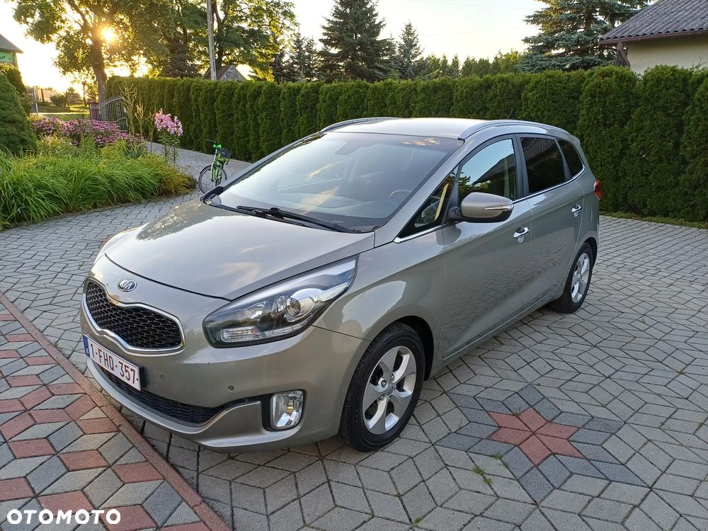 Kia Carens 1.7 CRDi S - 9