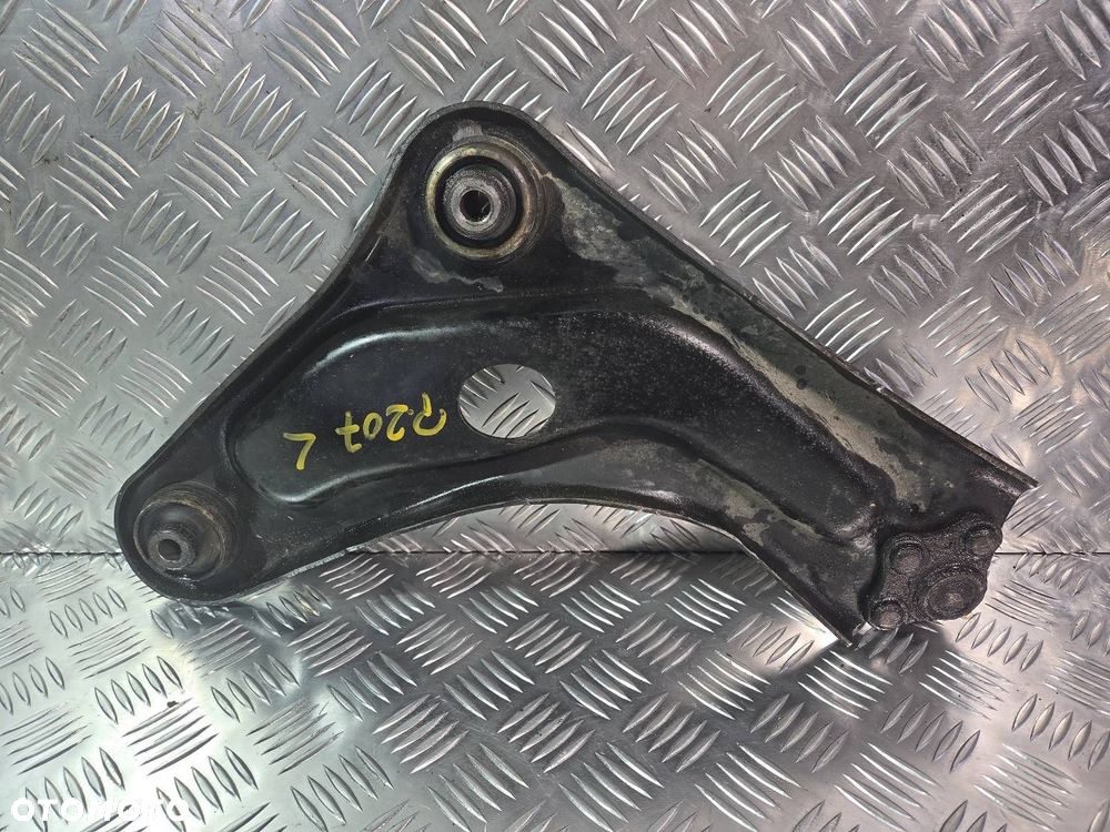 WAHACZ LEWY PRZEDNI PEUGEOT 207 - 2