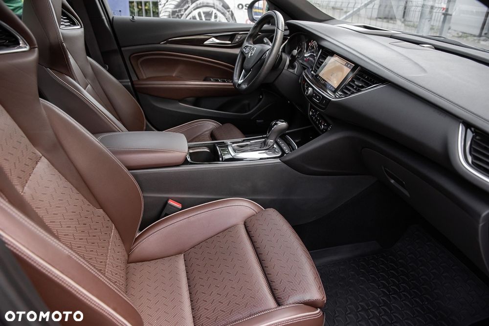Opel Insignia 2.0 CDTI 4x4 GSi S&S - 37
