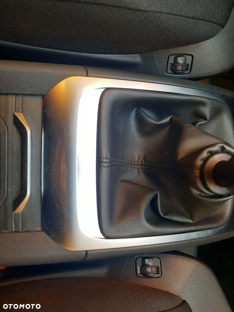 Citroën C4 PureTech 130 Stop&Start SHINE - 14