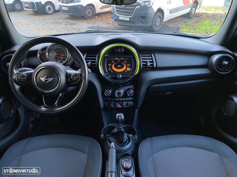 MINI 5 Portas One D - 4