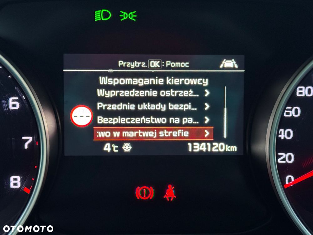 Kia ProCeed 1.6 T-GDI GT - 36