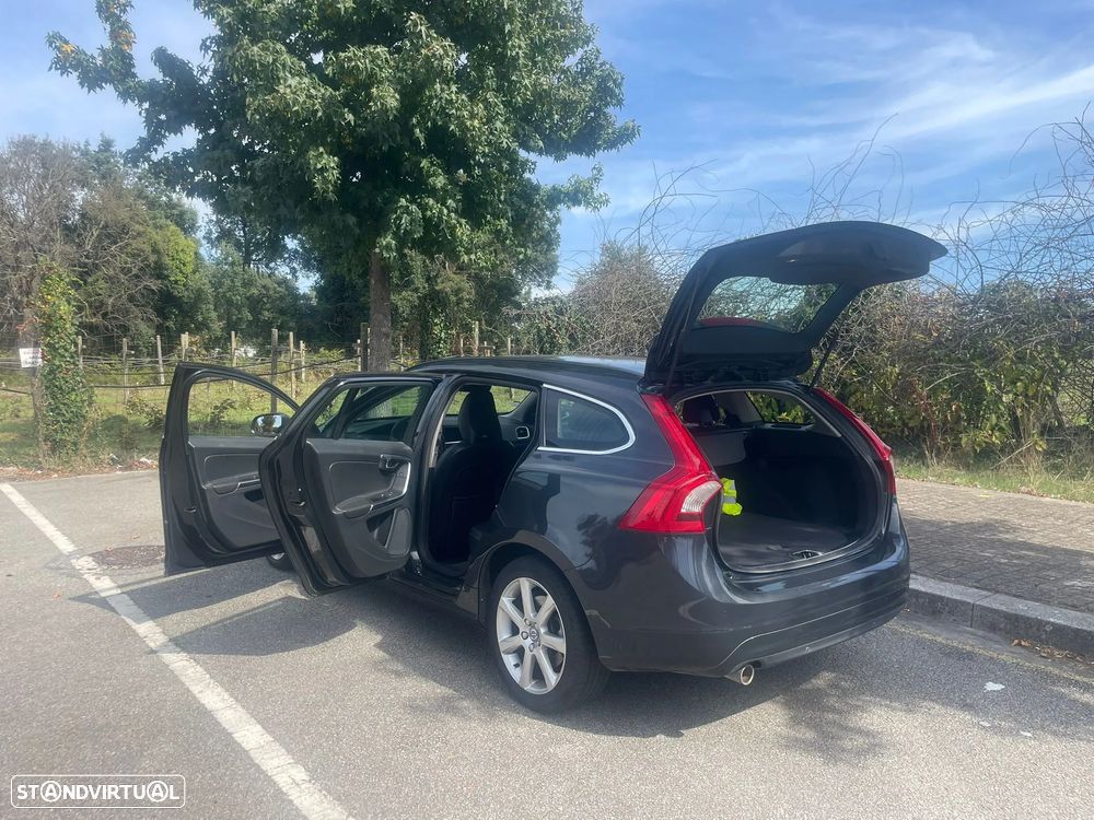 Volvo V60 - 11