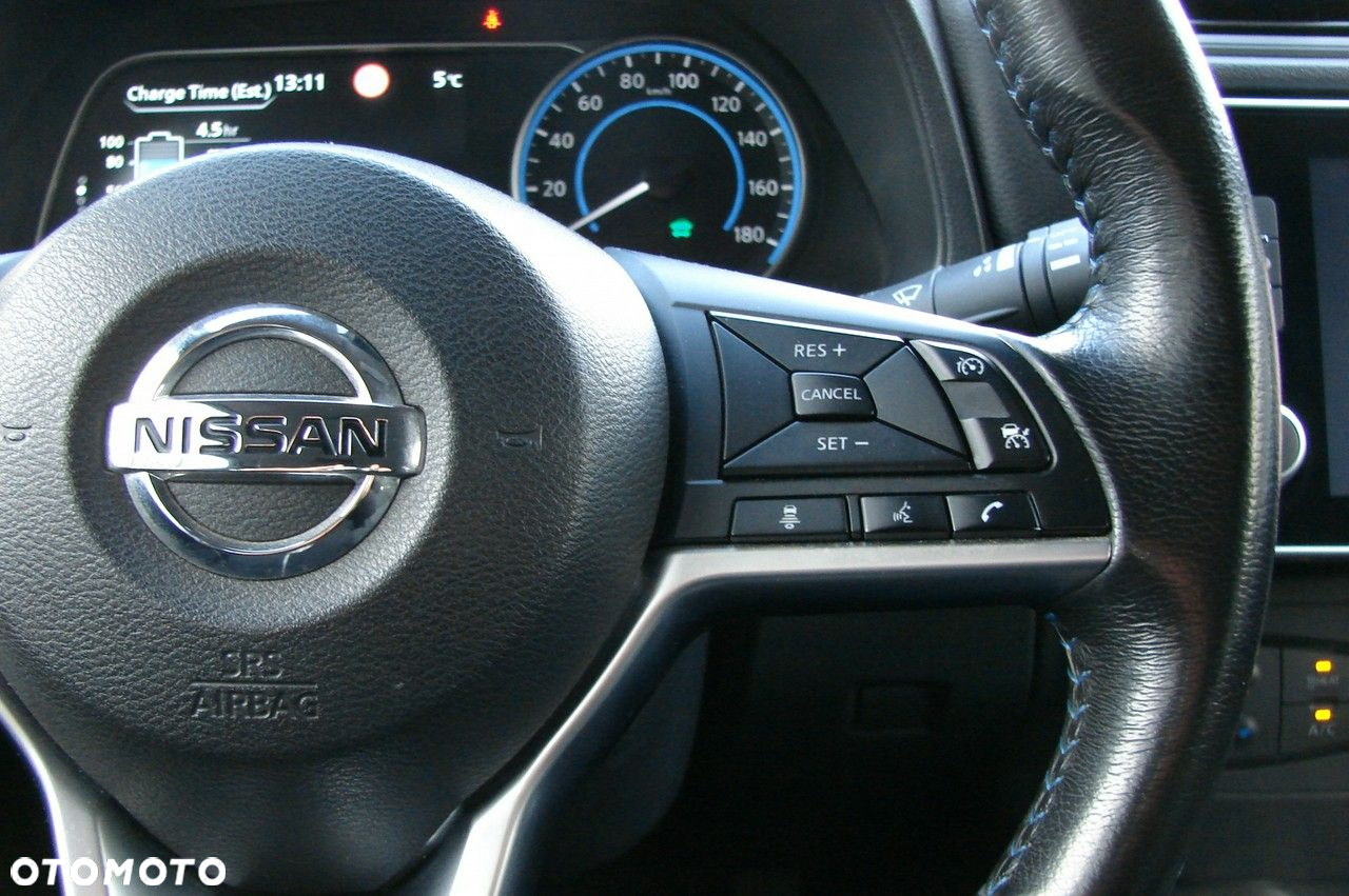 Nissan Leaf - 24
