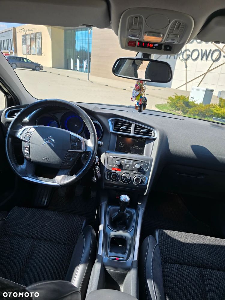 Citroën C4 VTi 120 Exclusive - 6