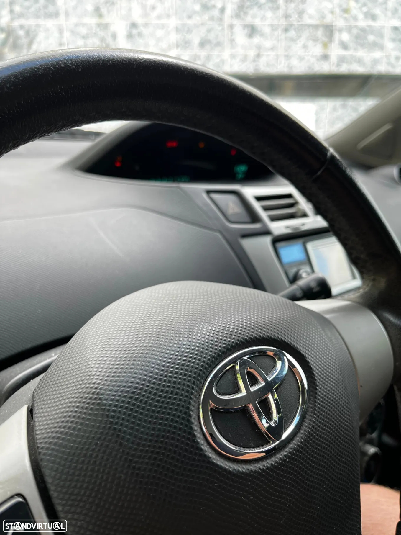 Toyota Yaris 1.4 D-4D Rock In Rio 08 - 11