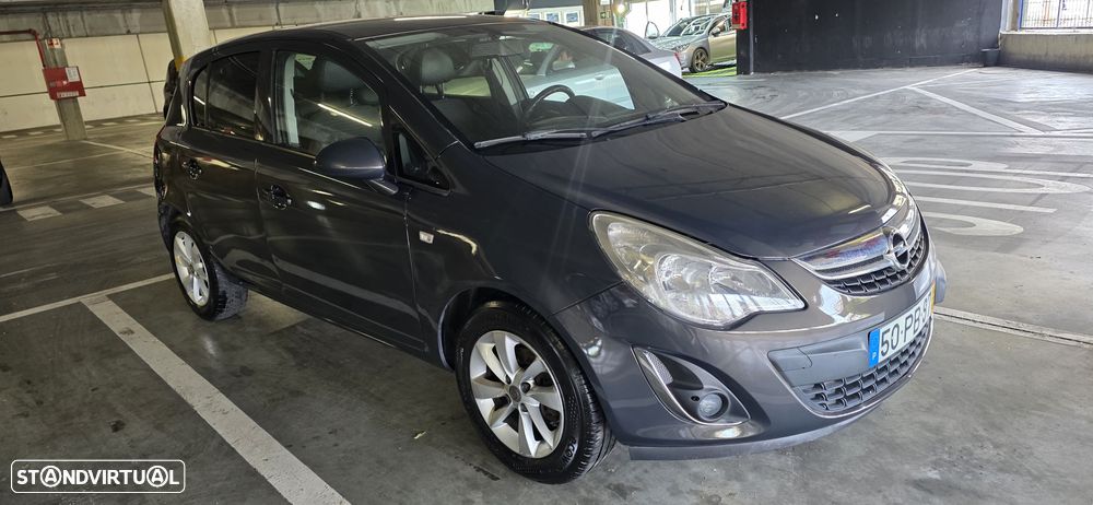 Opel Corsa 1.2 Cosmo - 2