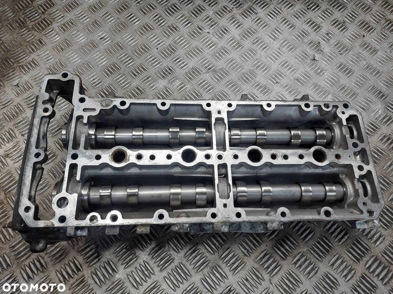 WAŁKI ROZRZĄDU + POKRYWA ZAWORÓW IVECO DAILY IV LIFT 3.0 D 504374029 - 1