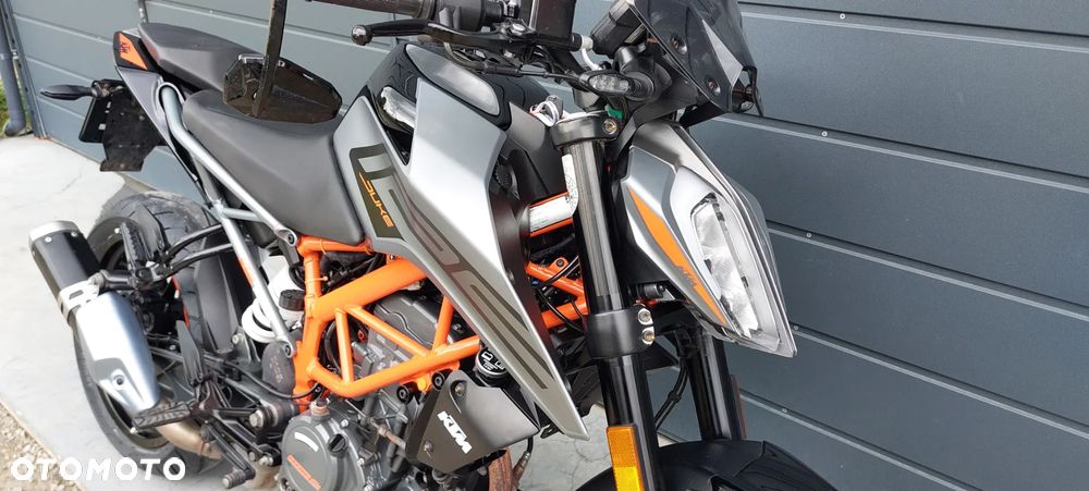 KTM Duke 125 - 25
