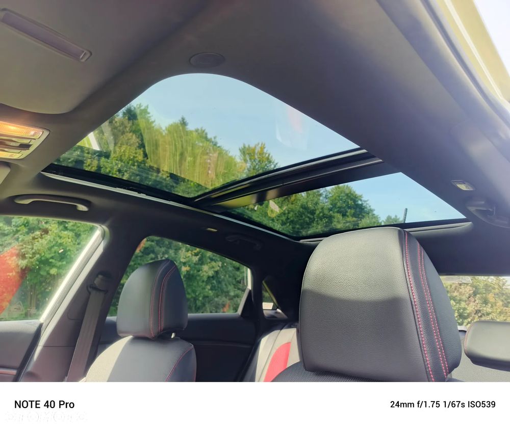 Hyundai i30 1.6 GDI Turbo Luxury - 15