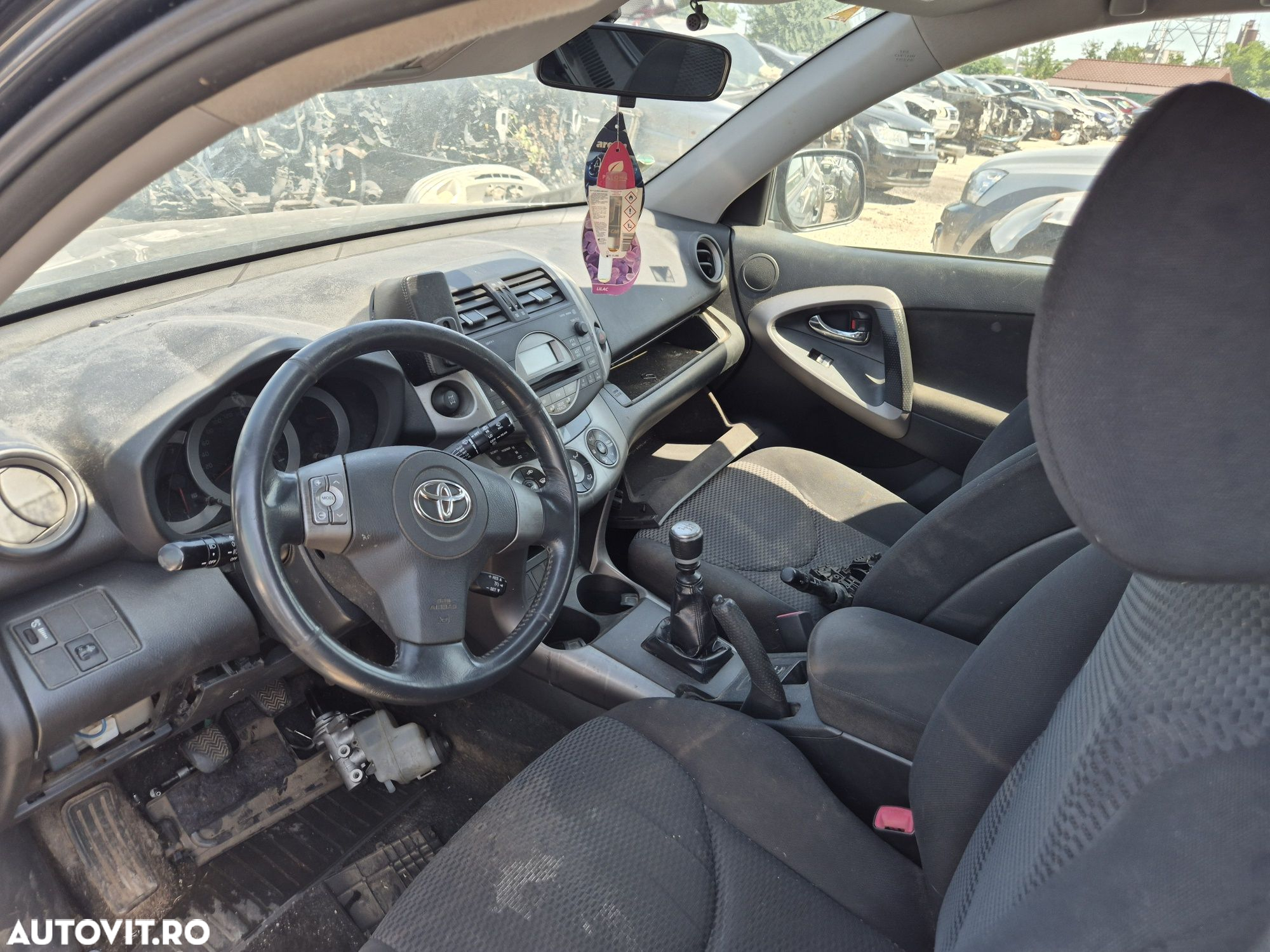 Dezmembram Toyota Rav 4 2007 2.2d 4x4 - 4