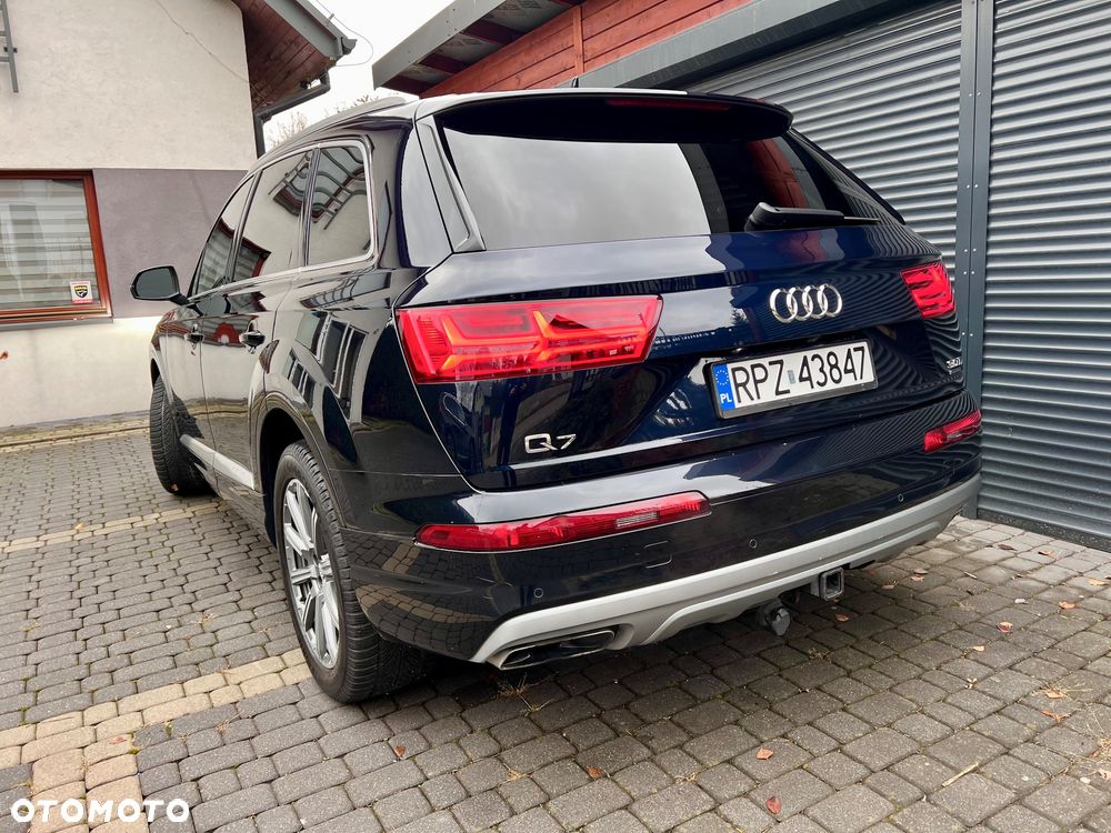 Audi Q7 3.0 TFSI Quattro Tiptronic - 8