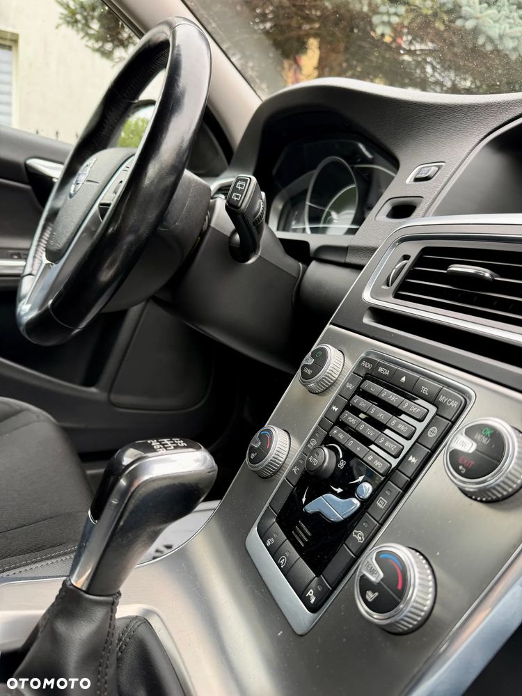 Volvo V60 - 13