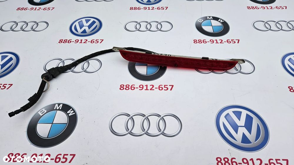 BMW X5 E70 Trzecie światło stop Lampa stop w klapę bagażnika 164793-00 HELLA - 1