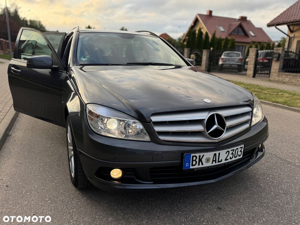 Mercedes-Benz Klasa C 180 Kompressor BlueEFFICIENCY Elegance - 39