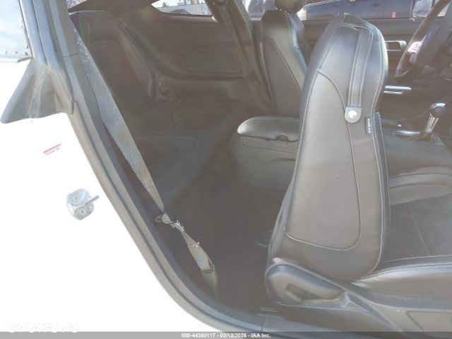 Ford Mustang - 12