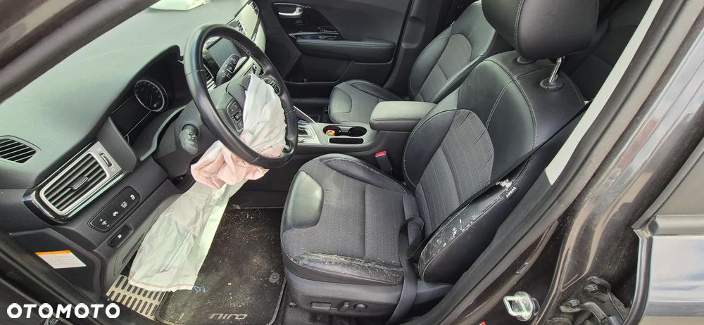 Kia Niro - 14