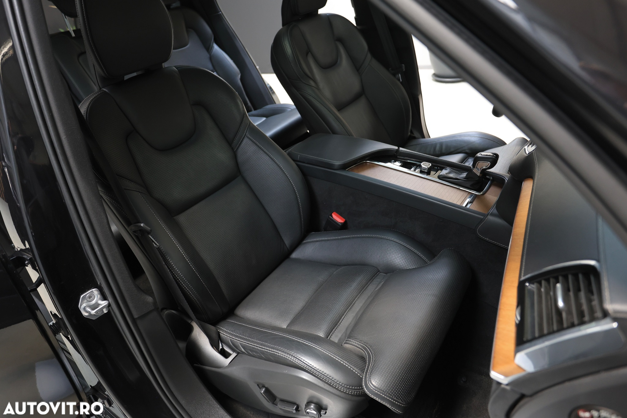 Volvo XC 90 D5 AWD Geartronic Inscription - 12