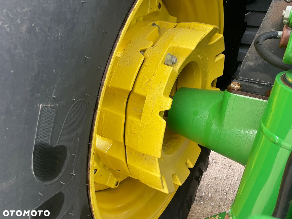 John Deere 7200R - 7