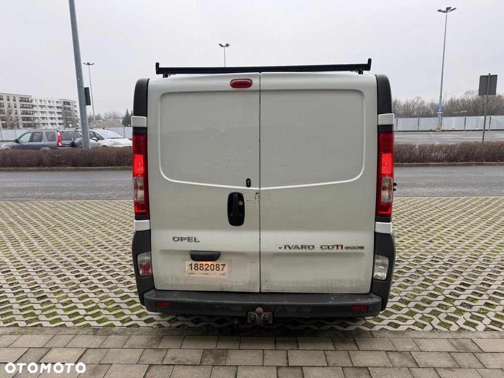 Opel Vivaro 2.0 CDTi Long Klimatyzacja Faktura VAT *tylko 120 000 km - 8