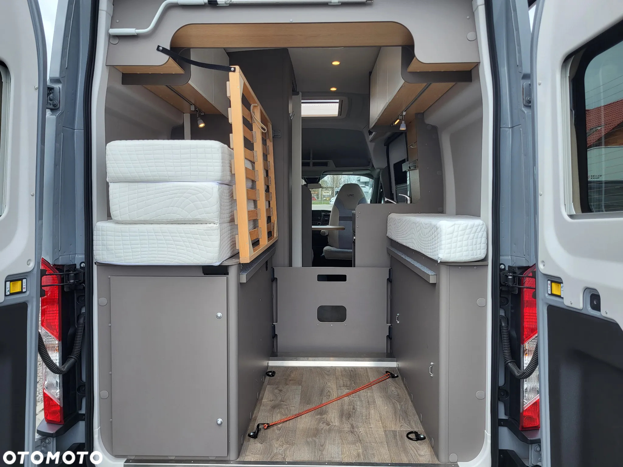 LMC INNOVAN 590 - Kampervan dla 2-3 osób - 39