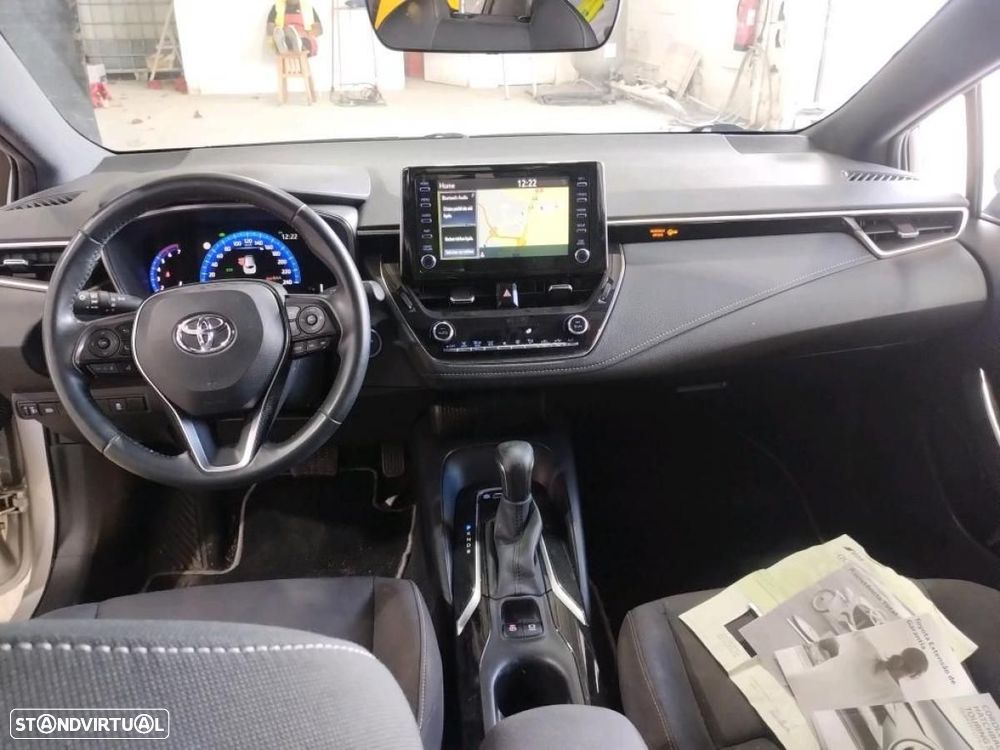 Toyota Corolla Touring Sports 1.8 Hybrid Comfort - 3