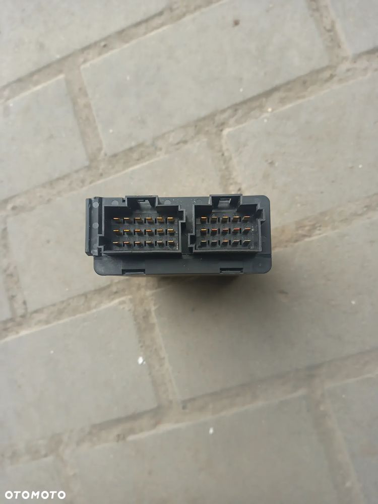 MODUŁ STEROWNIK DRZWI MERCEDES ACTROS ATEGO A0004463719 - 2