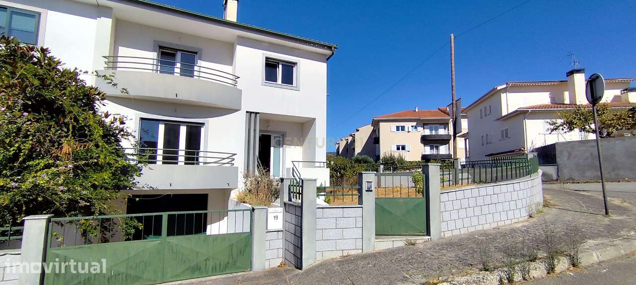 Casa em Vilar de Nantes, Chaves - Grande imagem: 3/43