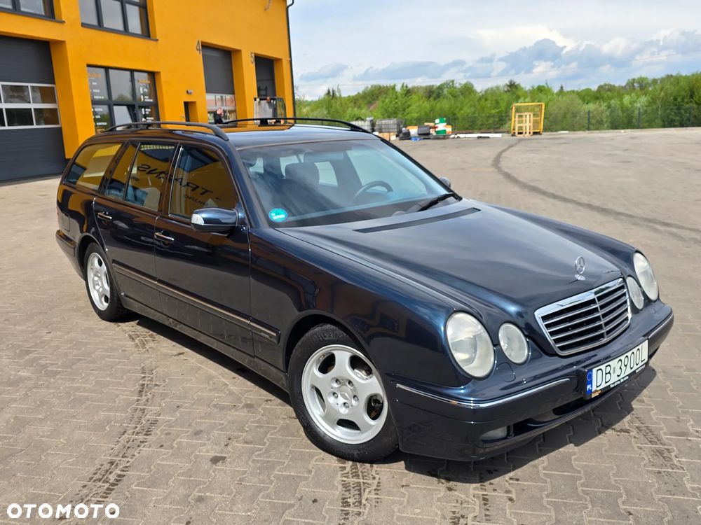 Mercedes-Benz Klasa E - 2
