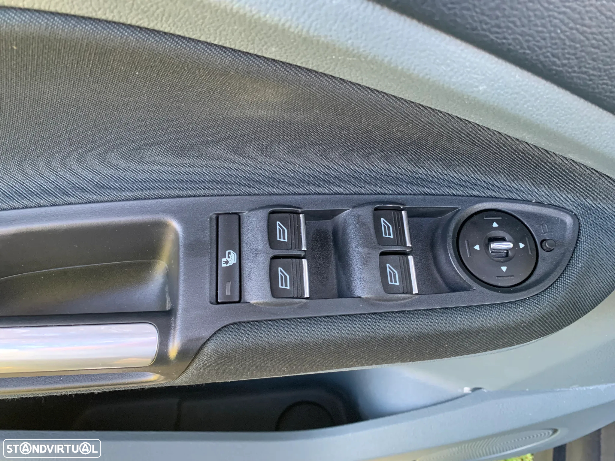 Ford C-Max 1.6 TDCi Titanium Edition S/S - 22