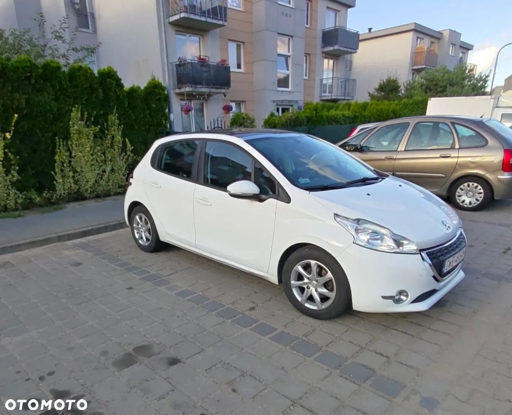 Peugeot 208 82 VTI Active - 3