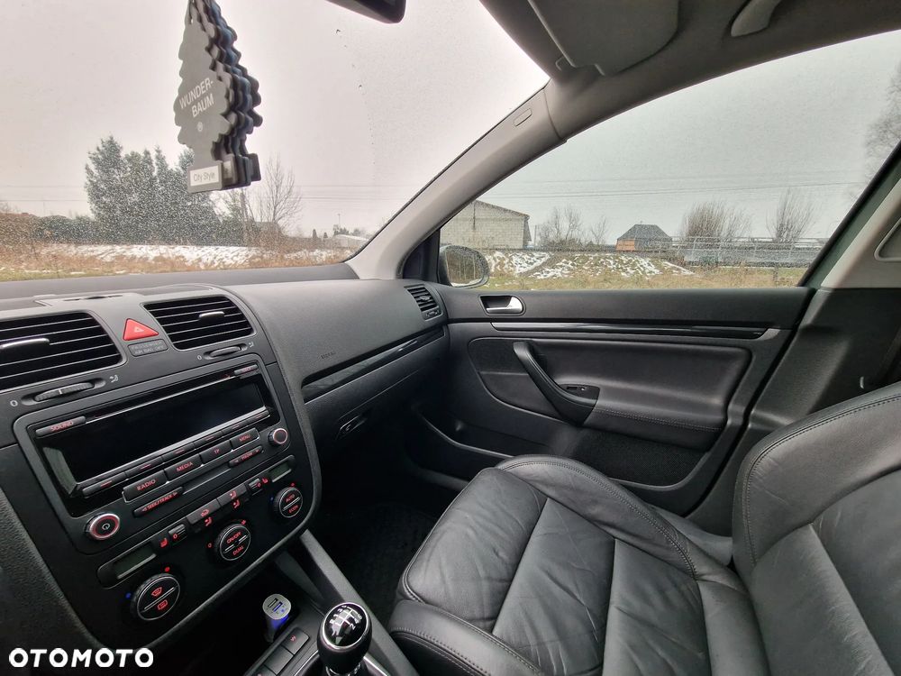 Volkswagen Golf 2.0 TDI DPF GT Sport - 12