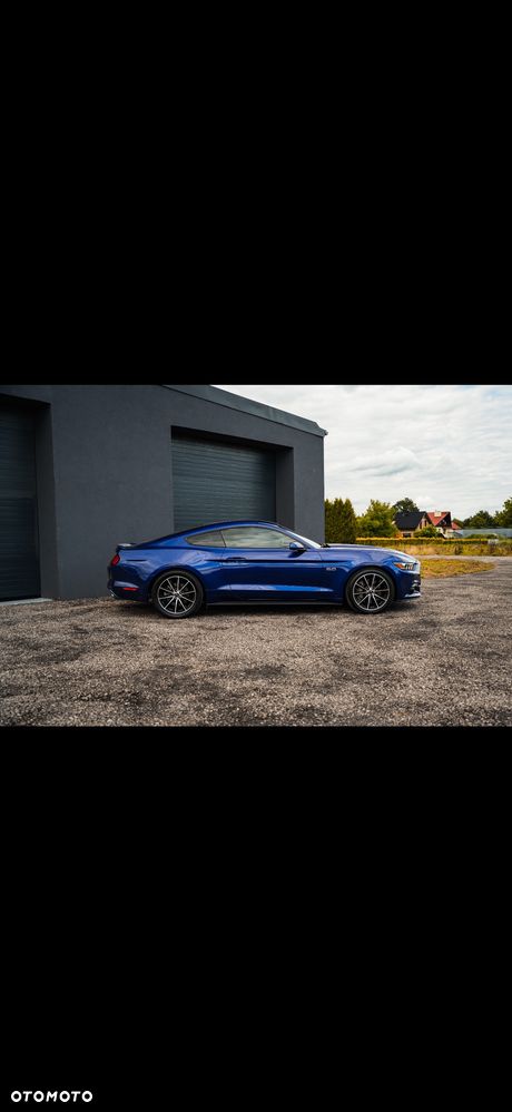 Ford Mustang - 4