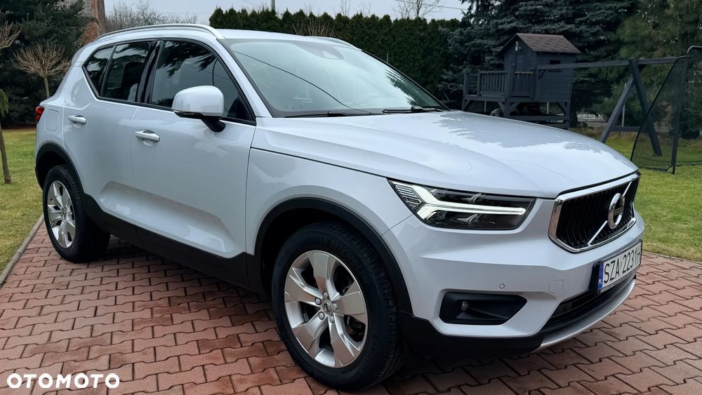 Volvo XC 40 T2 Essential - 11