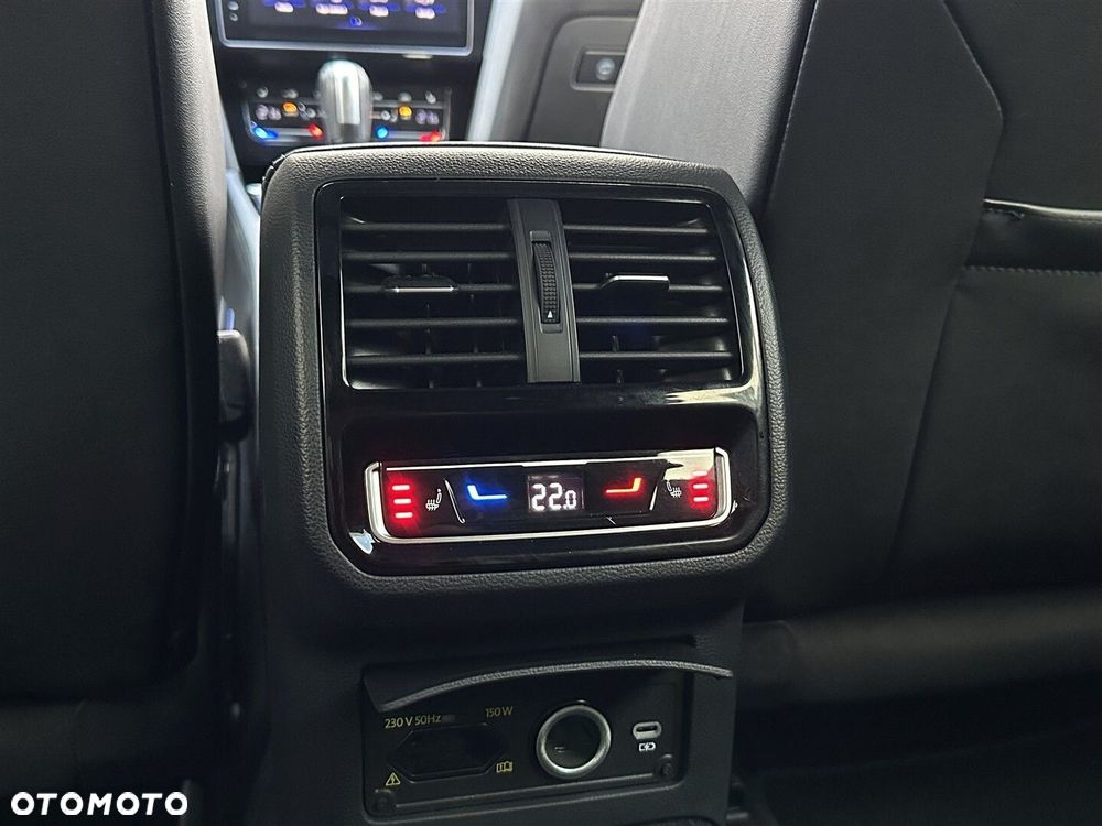 Volkswagen Arteon 2.0 TSI 4Motion R DSG - 32