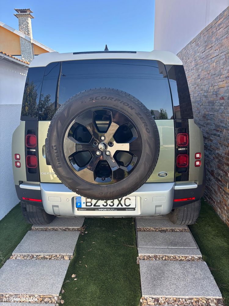 Land Rover Defender - 38