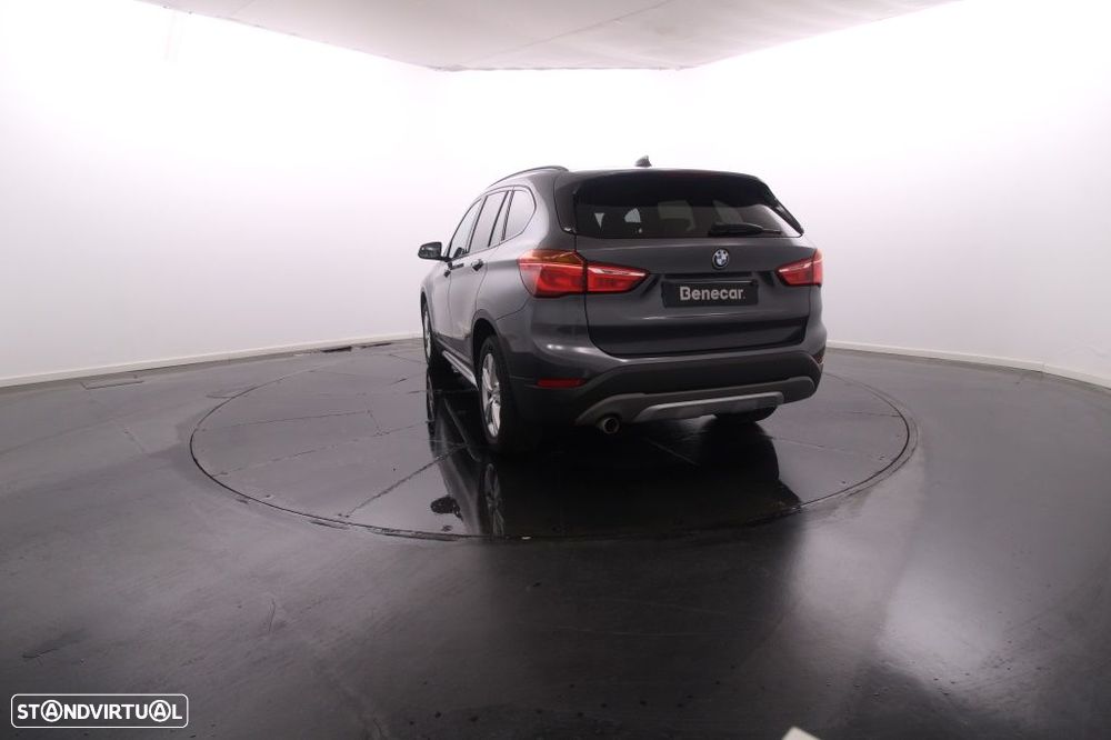 BMW X1 16 d sDrive Auto xLine - 5