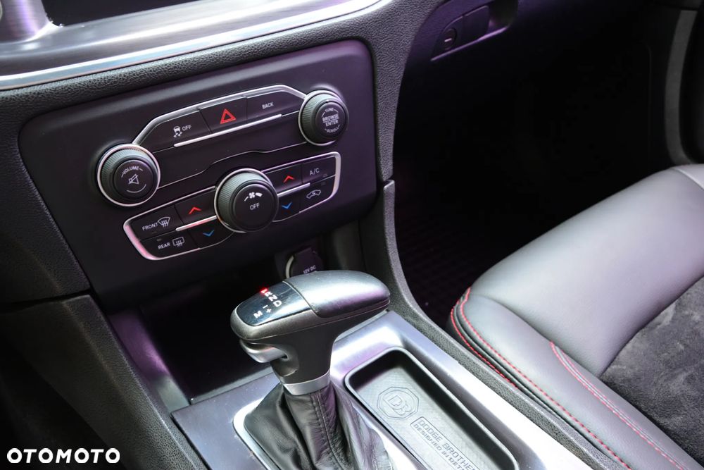 Dodge Charger 3.6 GT - 19