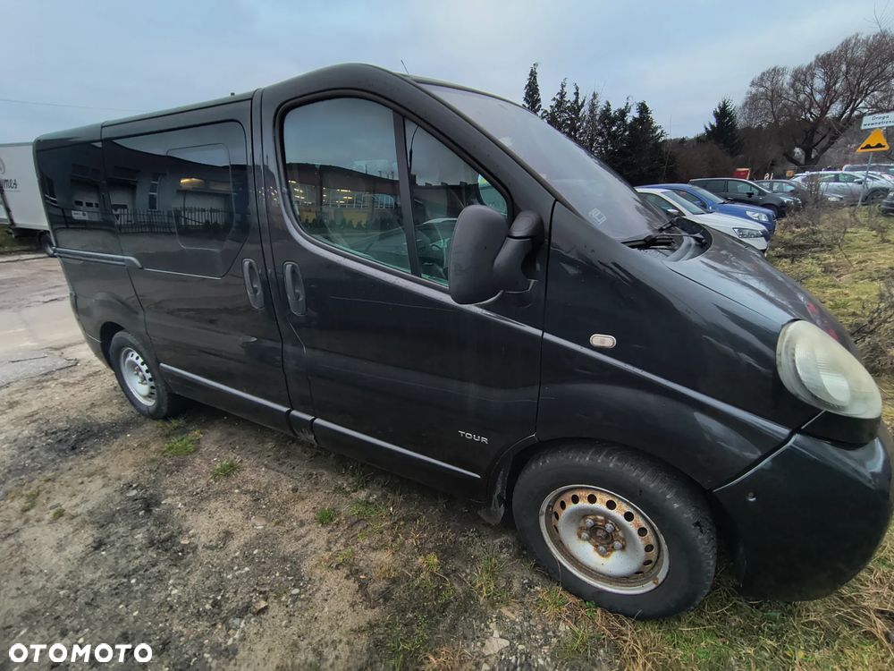 Opel Vivaro Tour - 9