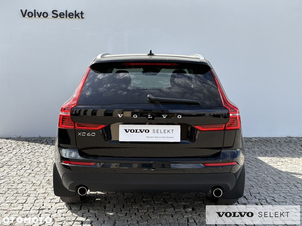Volvo XC 60 - 4