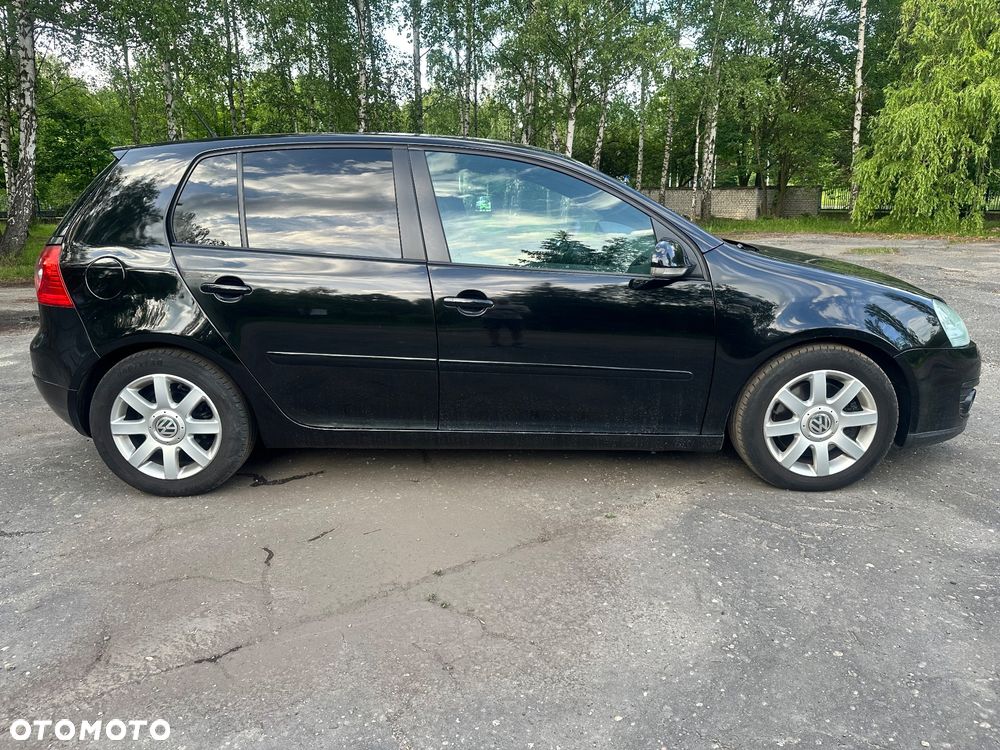 Volkswagen Golf 2.0 TDI DPF GT - 16