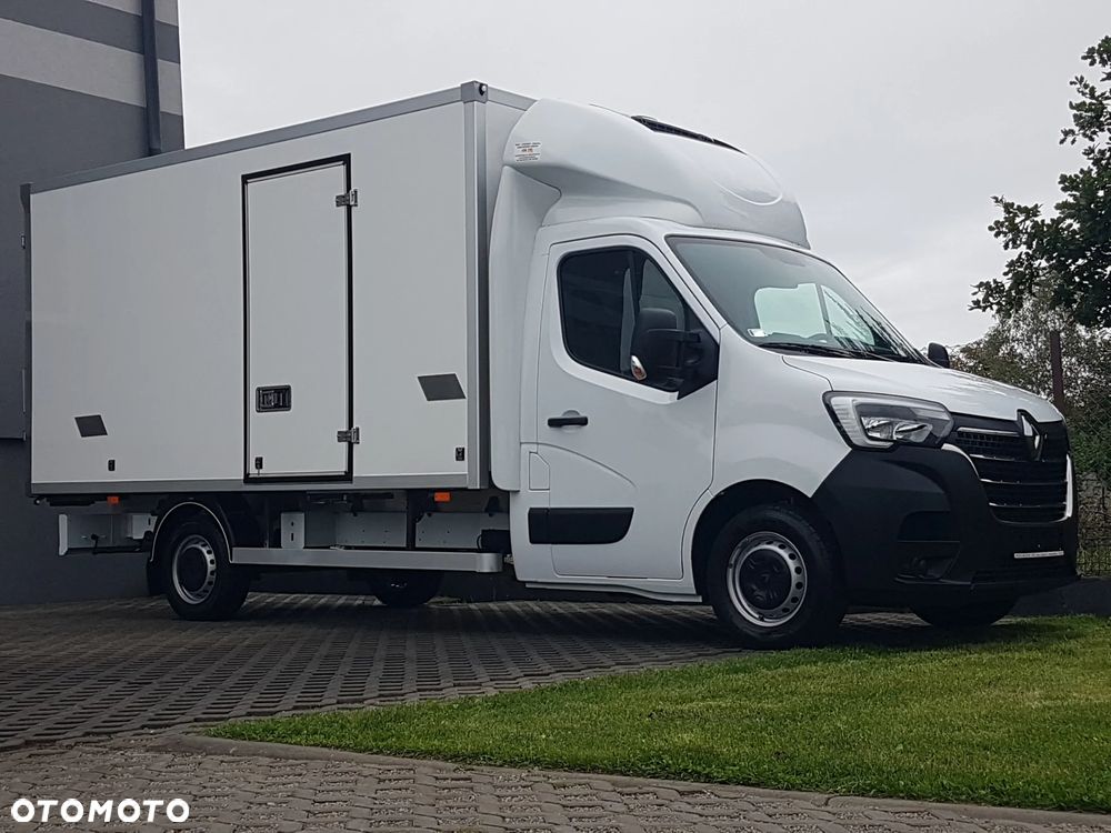 Renault MASTER 8EP CHŁODNIA 4,20x2,10x2,00 IZOTERMA AGREGAT CARRIER GRZANIE KLIMA  KRAJOWY - 29