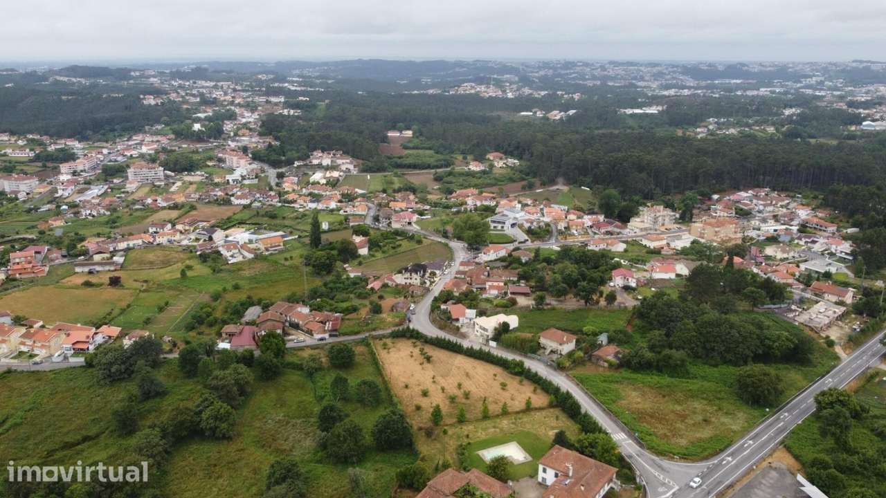 Terreno Excecional com Potencial para 13 Moradias de Luxo - Grande imagem: 2/34