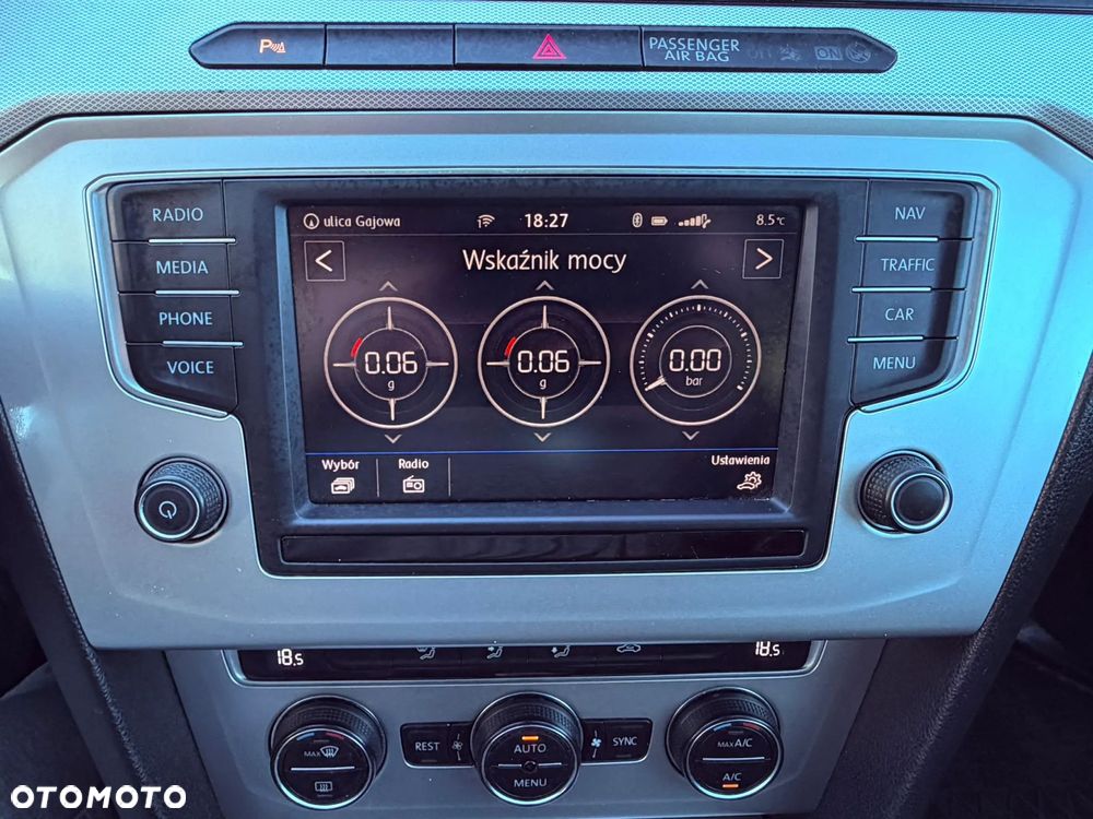 Volkswagen Passat 1.8 TSI BMT Comfortline - 17