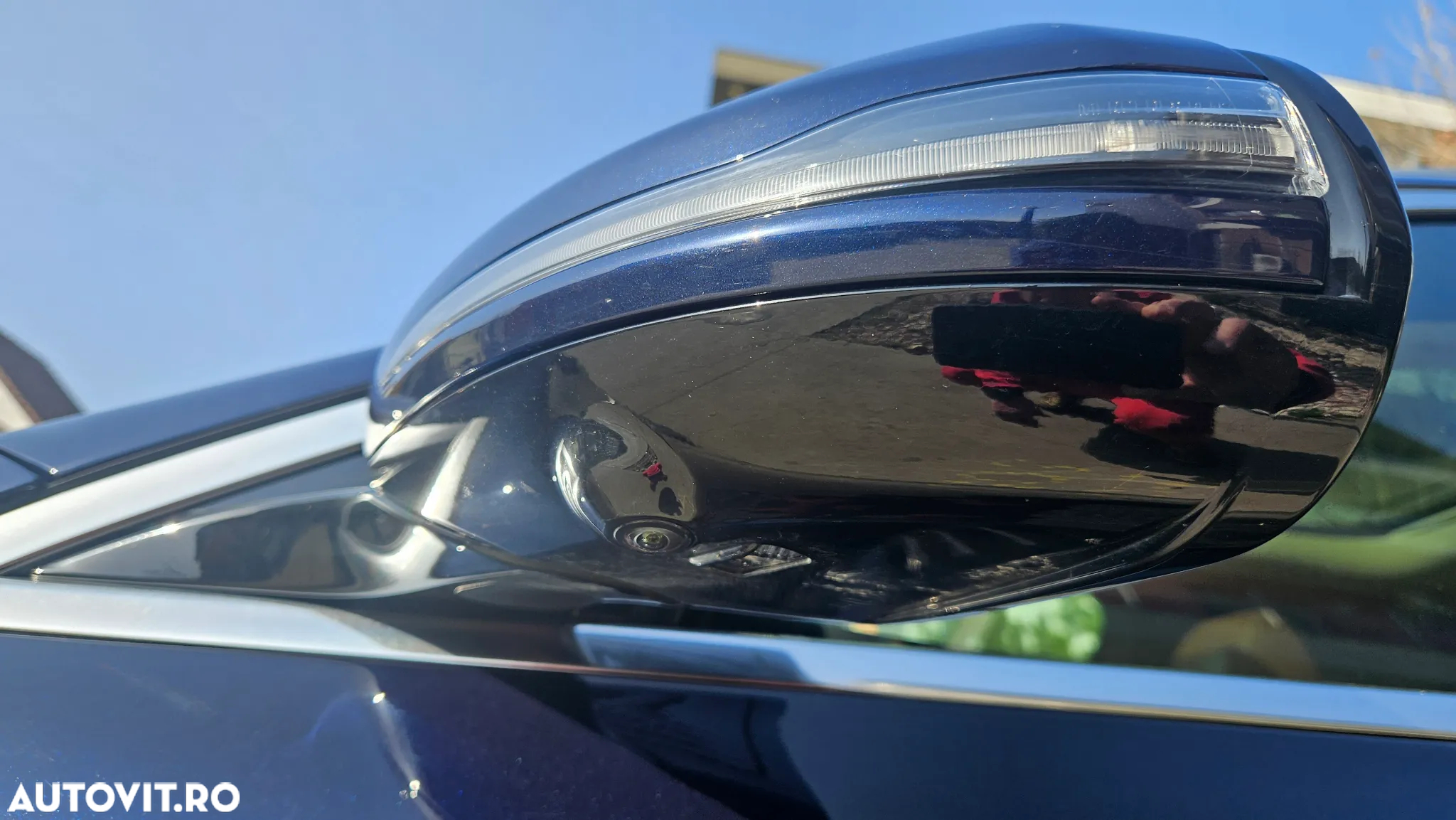 Mercedes-Benz E 220 d T 9G-TRONIC AMG Line - 32